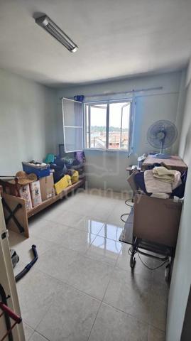 Flat Taman Plentong Utama 1