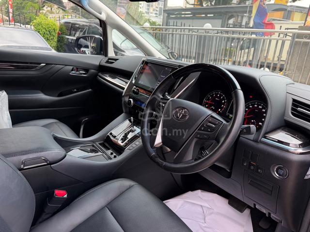 【 BIG OFFER 】2021 Toyota ALPHARD 2.5 SC - 4