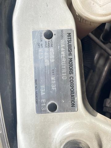 2010 Mitsubishi GRANDIS 2.4 FACELIFT (A) - 4