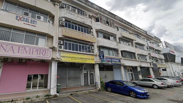 4 storey Facing High Traffic jalan PJS 1/48 , Taman Petaling Utama 1