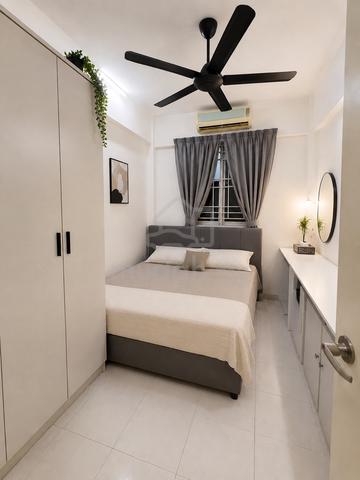Fully Furnished Middle Room | Non sharing | High Speed Wifi | Aircond 1