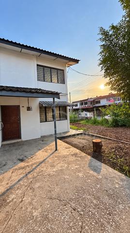TWO STOREY CORNER LOT @ Taman Bersatu, Simpang Pulai, IPOH 1