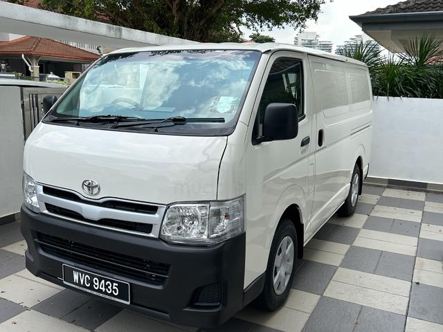 2011 Toyota HIACE 2.5 D (M) Panel Van Android DCam - 2