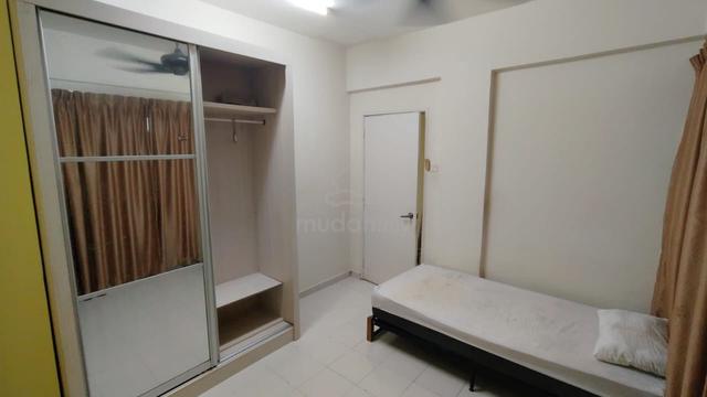 Single Room Bayu 1 Residence 1