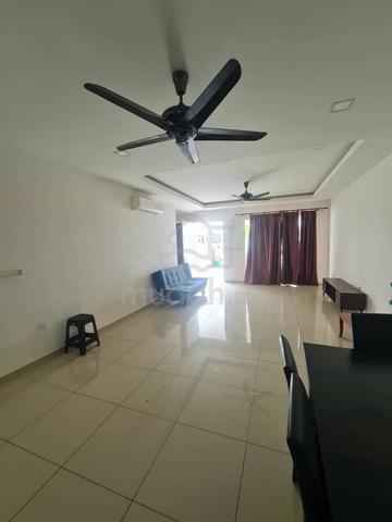 For Rent Double Storey Terraced House Suriaman Sendayan Good Condition 1