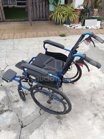 Kerusi Roda (Wheelchair) untuk dijual - photo 2 of 6