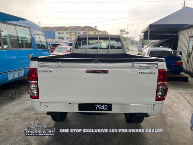 Toyota HILUX S.CAB 2.5 (M) - 3