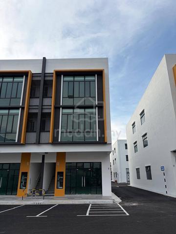 Permas Jaya / Brand New / Shop Lot 1