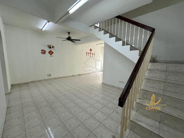 Bandar Bukit Tinggi 2 Klang 2 Storey 20x70 Kitchen Extend For Sale 1