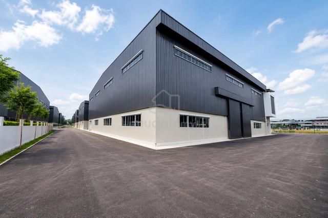 Sepang Semi-D Factory For Rent |200 Amp| Height 29 Feet| Floor 1 Ton 1