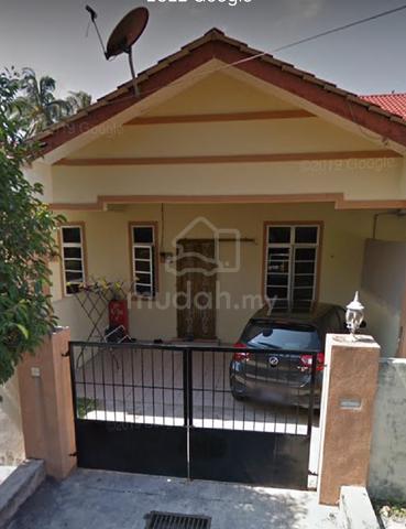 Bilik sewa Perempuan Di Paka 1