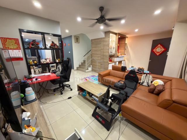 Austin Duta Double Storey Terrace House 4bed Renovated Johor Bahru 1