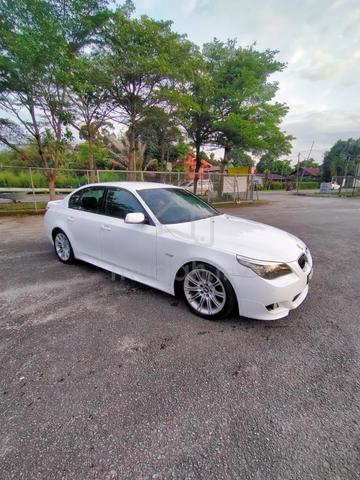 FreeTukarNama BMW 525i E60 3.0 (A) 2007 - 3