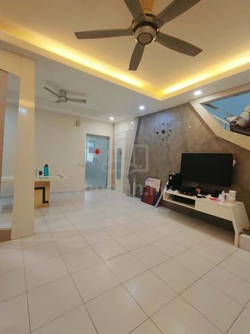 For Rent Bukit Indah 29 1.5-Storey Terrace House 1