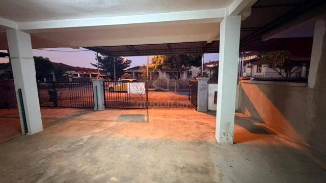 Teres Setingkat 1540sqft Bandar Seri Astana Freehold Non Bumi 1