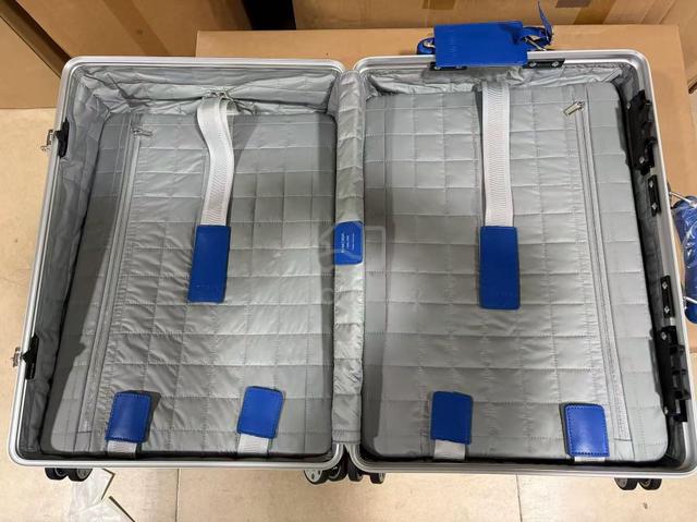 rimowa Classic Aluminum Grid Cabin luggage - photo 4 of 6