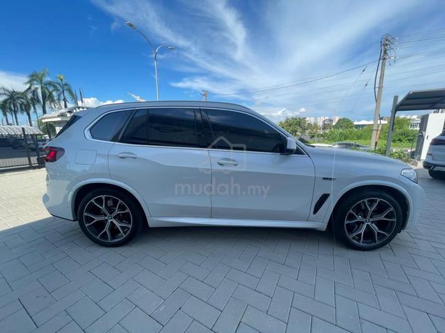 2023 BMW X5 3.0 xDrive45e MSport-Approved BMW Unit - 4