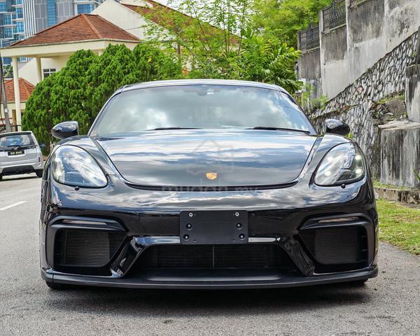 COLLECTABLE CAR 2022 Porsche CAYMAN 718 GT4 4.0 - 3