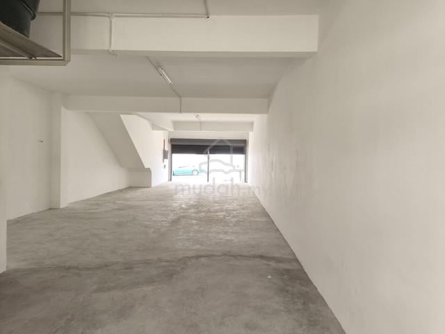 Aman Suria Petaling Jaya Ground Floor Shop 1650 Sf Main Road for Rent 1