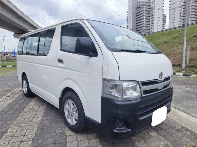 2011 Toyota Hiace 2.5 (M) 14 Seat Low Roof Window - 3