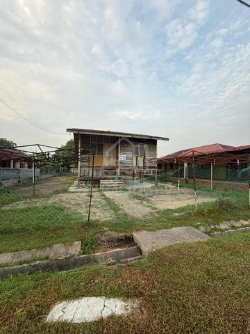 Banglo Lot Taman Meru 2B, Ipoh, Perak 1