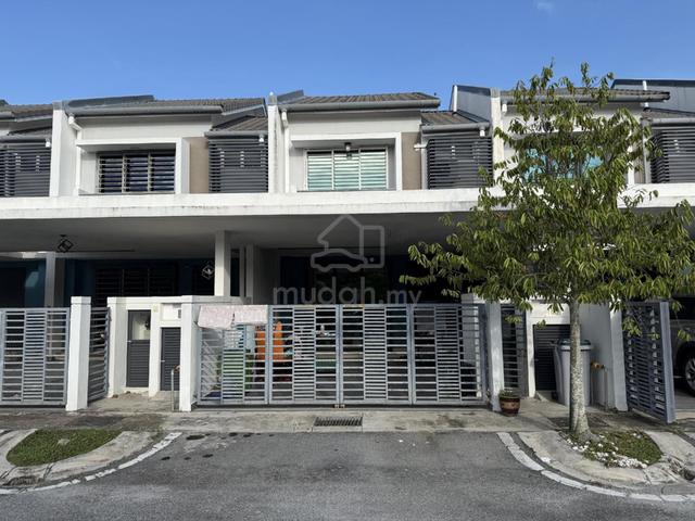 FULLY FURNISHED DOUBLE STOREY TERRACE @ Nilai 1