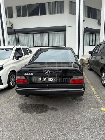 1995 Mercedes Benz 260E 2.6 (A) - 4
