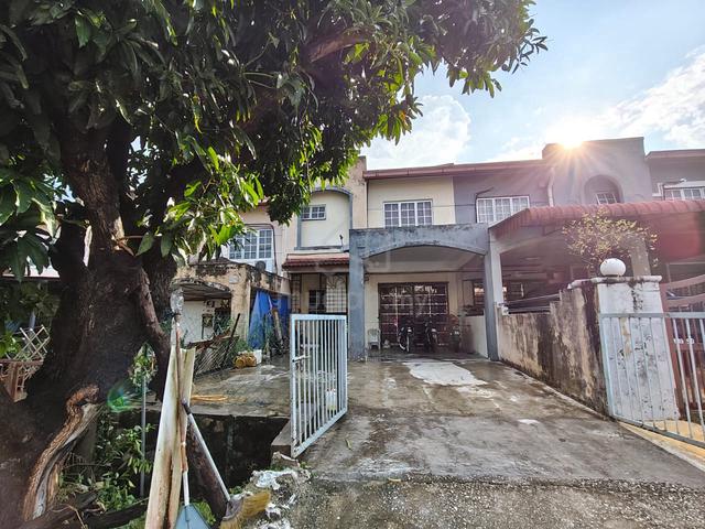 TERMURAH Double Storey Terrace Lorong Naluri Sukma Puncak Alam 1