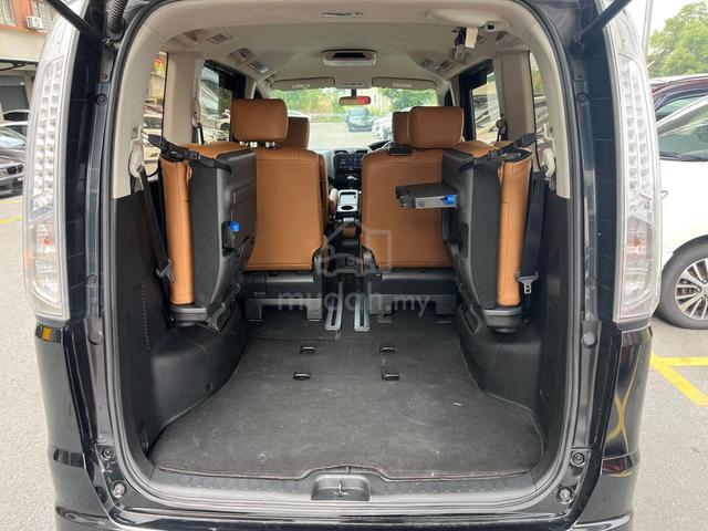 2014 ⭐️Nissan Serena~ High-Way Star (Premium) - 5