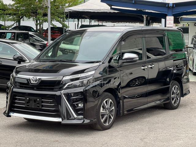 2021 Toyota VOXY 2.0 ZS KIRAMEKI III - 1
