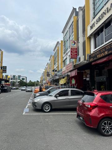 Mutiara Mas - 3 Storey Shop For Rent 1