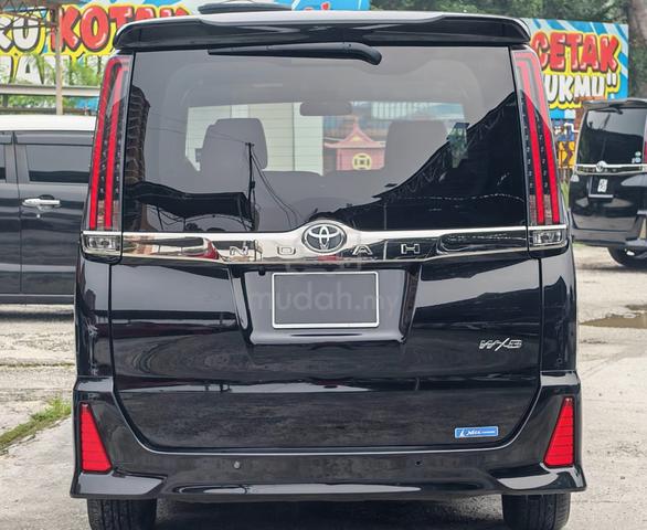 2021 Toyota NOAH 2.0 SI WXB 3 TIPTOP CONDITION - 4