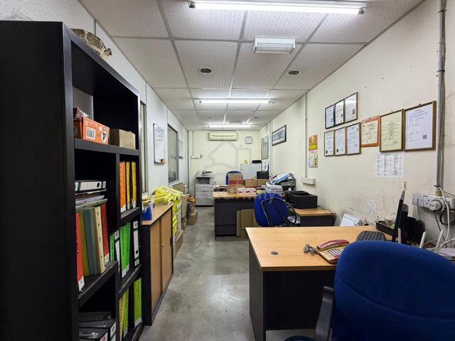 1.5-Storey Shop Office|Cheng Melaka [Nearby Krubong/Malim/Paya Rumput] 1