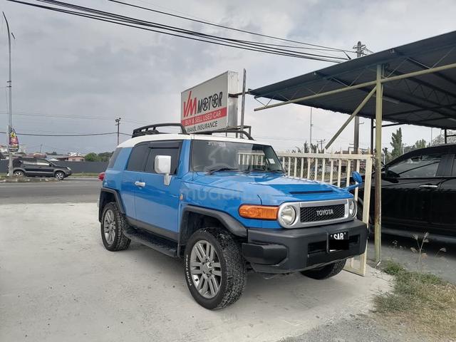 2011 Toyota FJ CRUISER 4.0(A) BOLEH LOAN - 1