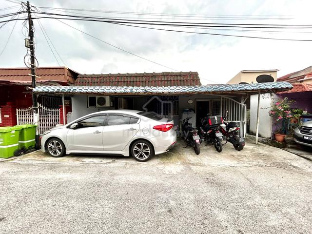 Fully Renovated End Lot Bandar Tun Razak 3 Bedrooms 1