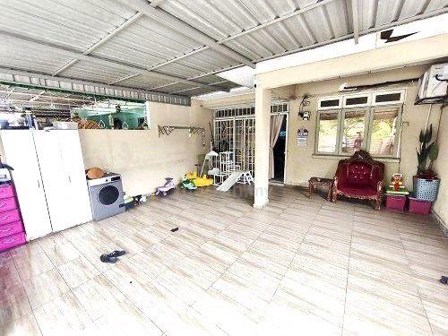 EXTRA PARKING OPEN FACING Single Storey JALAN TERATAI Bukit Beruntung 1