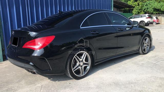 2016 Mercedes Benz CLA180 (CBU) 1.6 (loan kedai) - 2