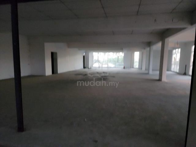 Corner Klang Sentral Shop Lot For Sale 1