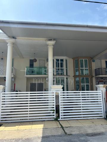 Prime location well maintained 2 storey terrace house for rent 1