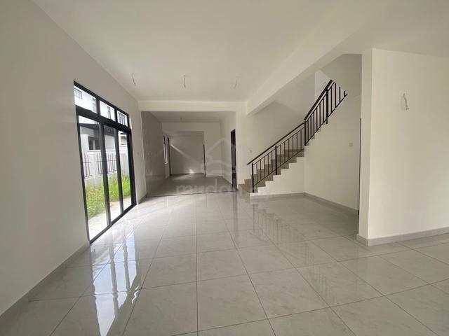 New Unit Vacant Bandar Cemerlang Gated Non bumi Tiram  semi d 4
