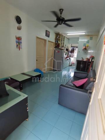 Farlim 4A Flat | Nice Unit | Move in Condition - Apartment ...