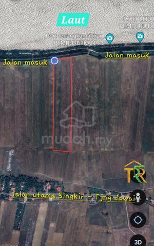 Tanah Sawah Tepi Laut Dan View Gunung Jerai Di Daerah Yan. 1