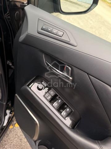 2021 Toyota ALPHARD 2.5 SC (A) - 4