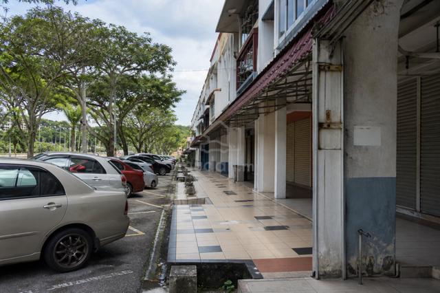 Seri Kembangan Sri Serdang Renovated 1st And 2nd Upper Floors Office 1