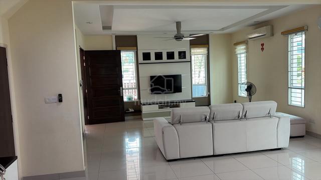 Dua Villas 2350sf Fully Reno Bigger Land 1