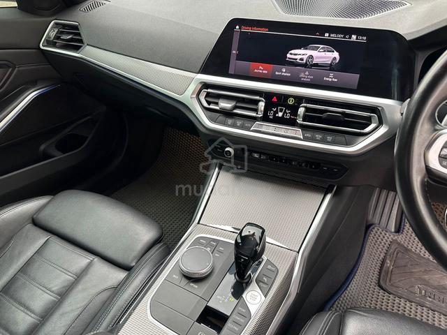 2021 Bmw 330i M SPORT 2.0L (A) - 4