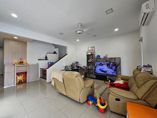 2 Sty House @ Jade Hills, Kajang, Freehold, Renovated, Super Cheap 1