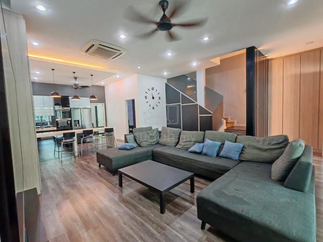 Seri Botani, Dorset Place / 2 Storey Terrace / FREEHOLD / G&G / 24x73 1