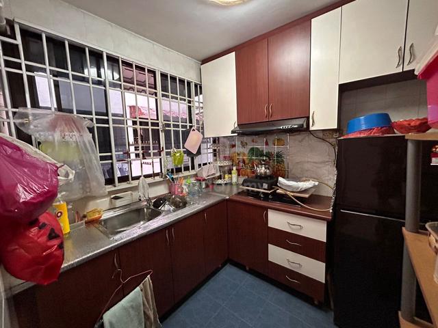 Flat Sri Lanang (Desa Tebrau) 1