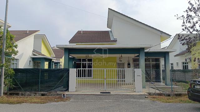 Bungalow House for rent 1
